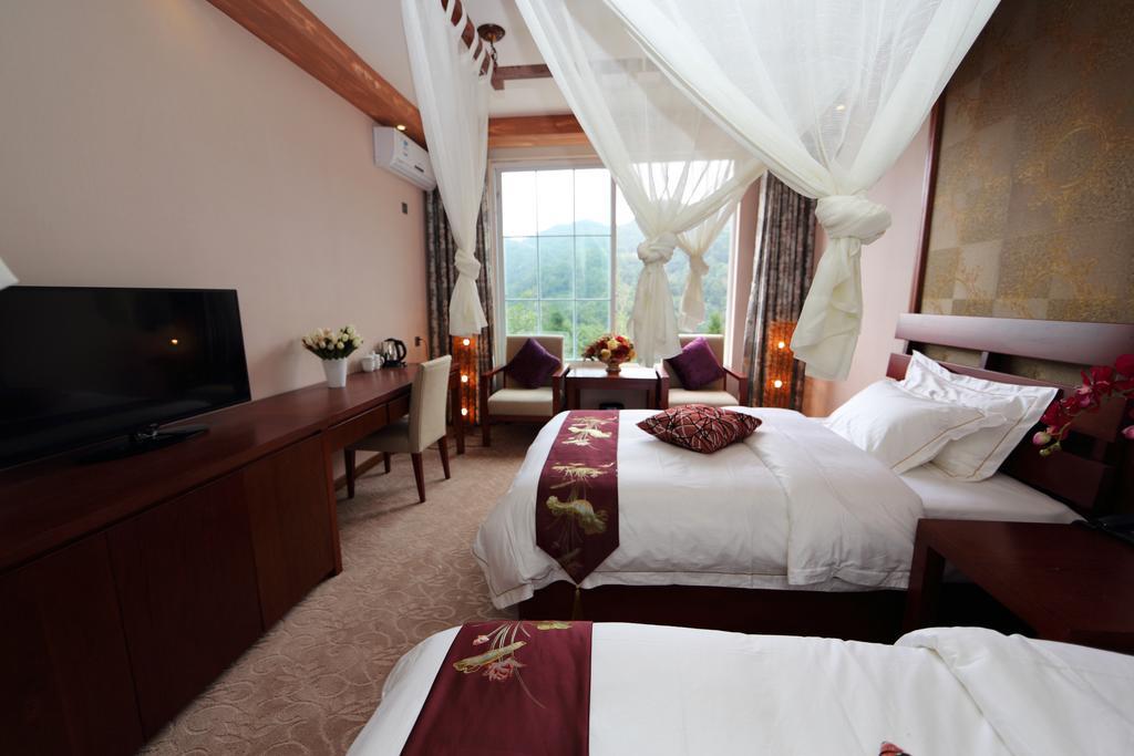 לשאן Panshan Tingquan Tuwo Holiday Resort חדר תמונה