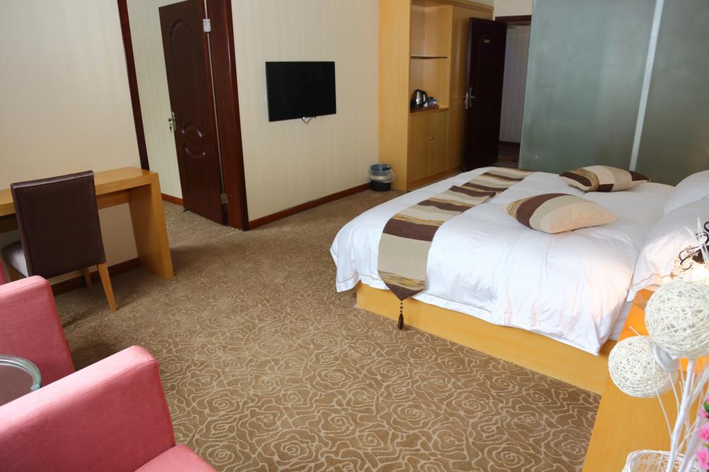 לשאן Panshan Tingquan Tuwo Holiday Resort חדר תמונה