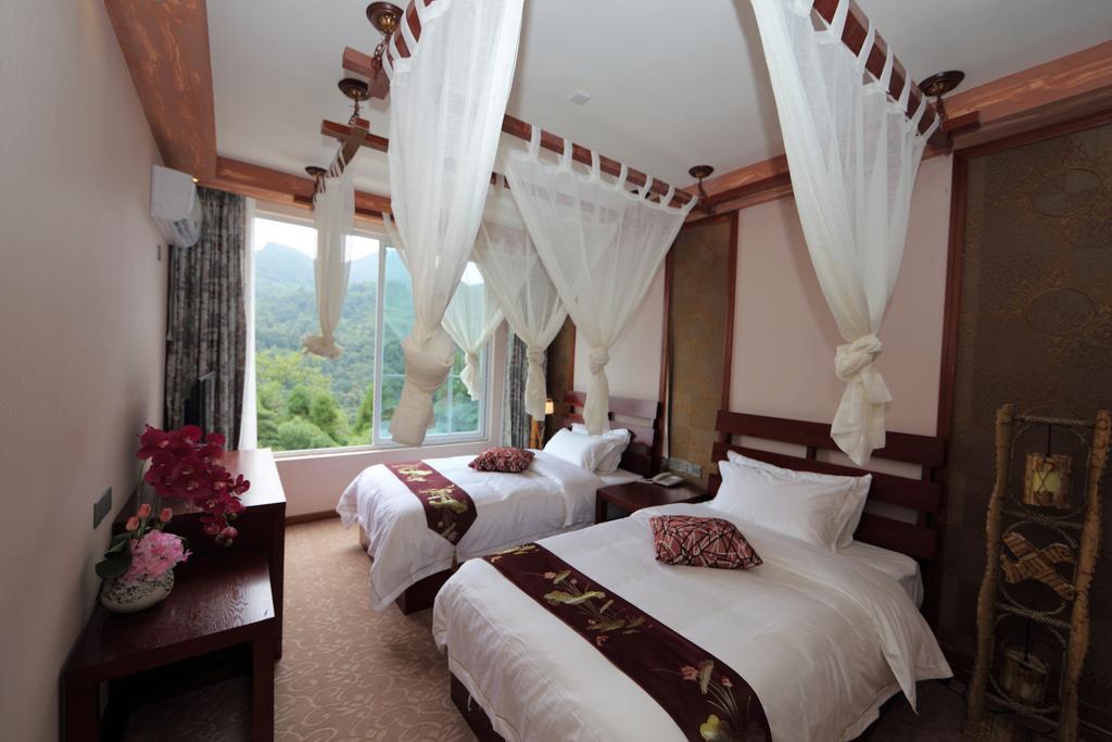 לשאן Panshan Tingquan Tuwo Holiday Resort חדר תמונה