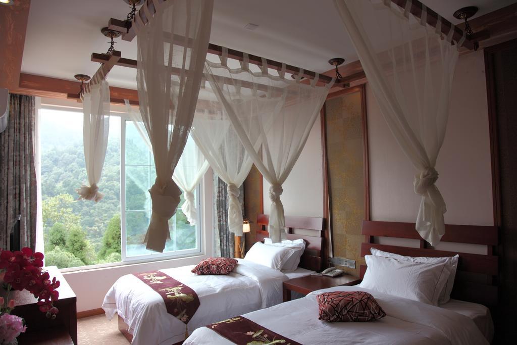 לשאן Panshan Tingquan Tuwo Holiday Resort חדר תמונה